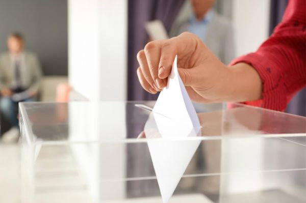 Élections provinciales: que dire aux enfants?