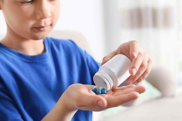 Médicaments à la maison: comment éviter les intoxications