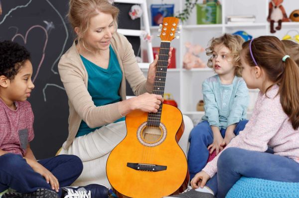 La musicothérapie au service de l’enfant: une spécialiste nous dit tout!